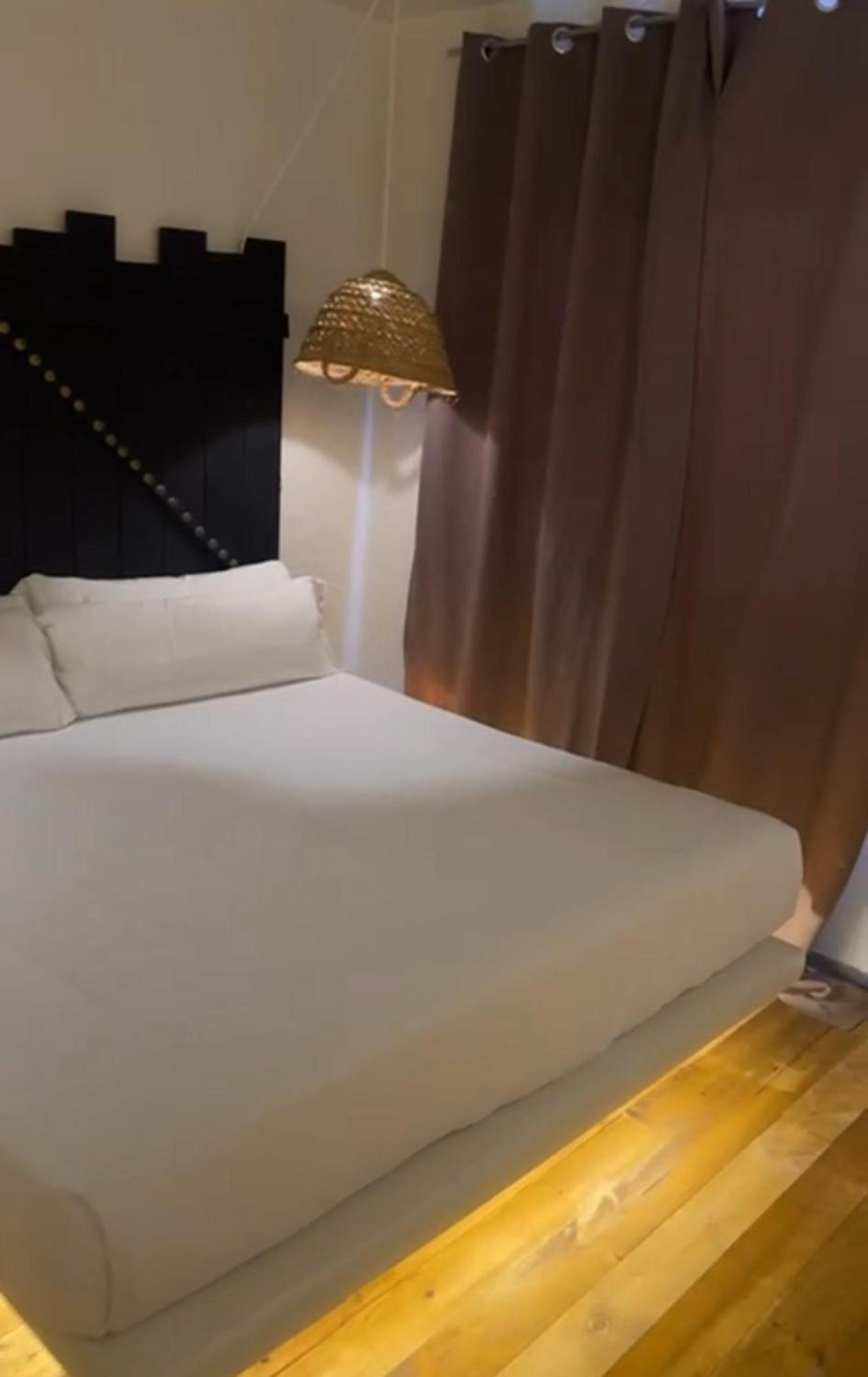 Paiise Hotels Sant Francesc de s'Estany Exteriör bild
