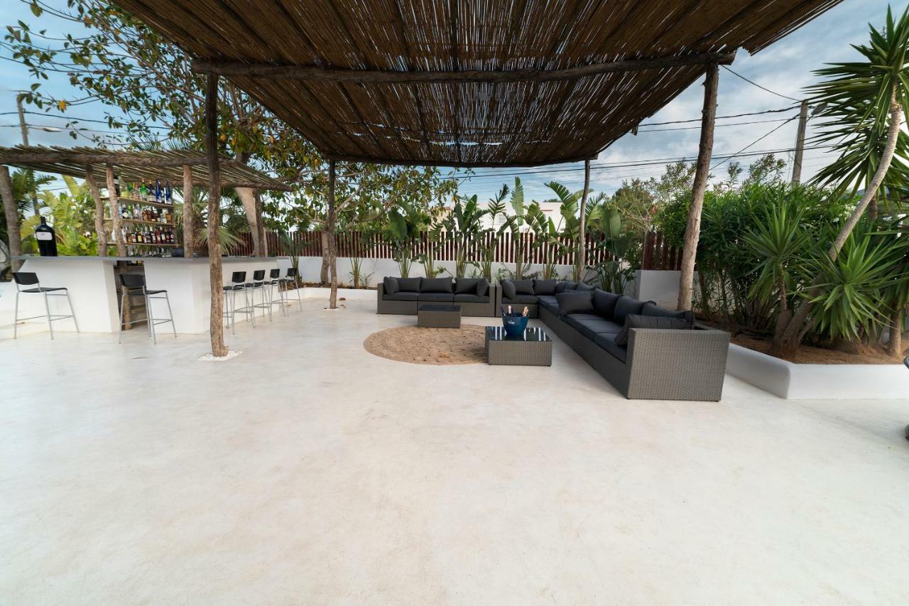 Paiise Hotels Sant Francesc de s'Estany Exteriör bild
