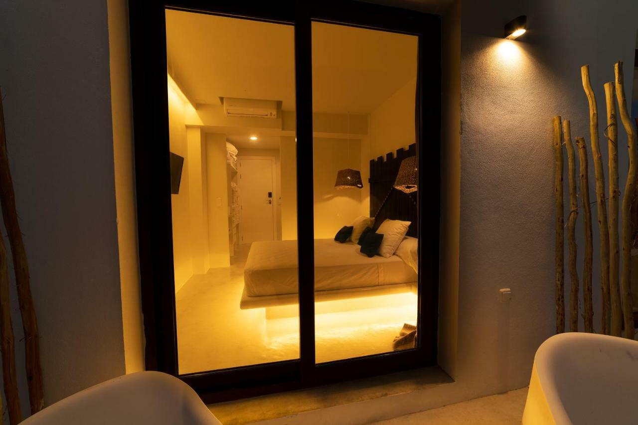 Paiise Hotels Sant Francesc de s'Estany Exteriör bild